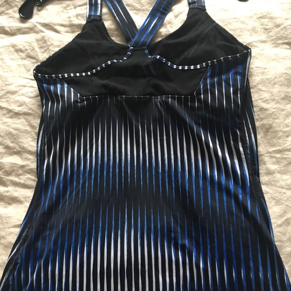 Exercise Top - Picture 2 of 5